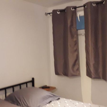 Les Tremieres Bed & Breakfast Saint-Paul-des-Fonts Exterior photo