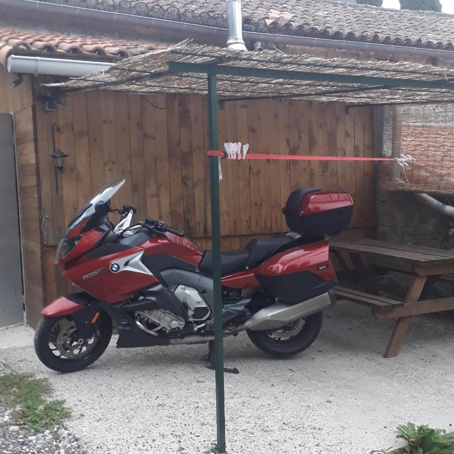 Les Tremieres Bed & Breakfast Saint-Paul-des-Fonts Exterior photo